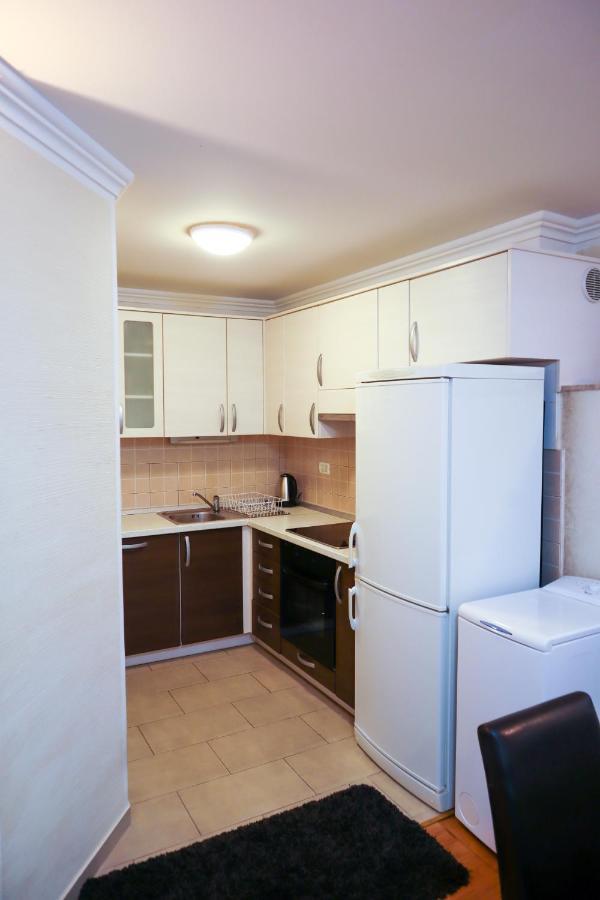 Apartments Okuka Split Exterior photo