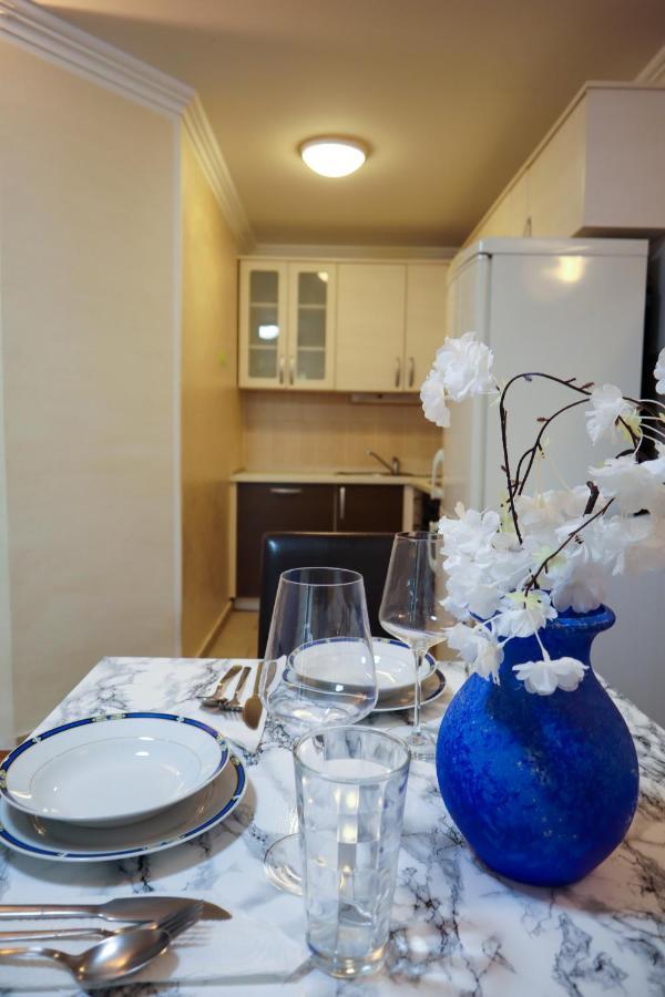 Apartments Okuka Split Exterior photo