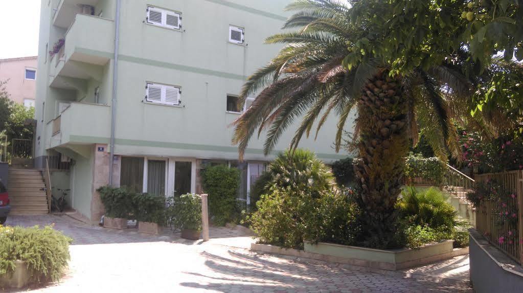 Apartments Okuka Split Exterior photo